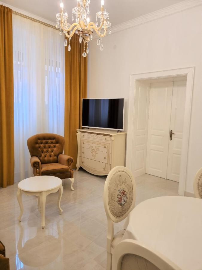 Apartment Elizabeth Pula Exteriör bild